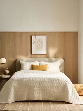 New Quince European Linen Cotton Stitch Quilt King/CalKing - Ivory $170